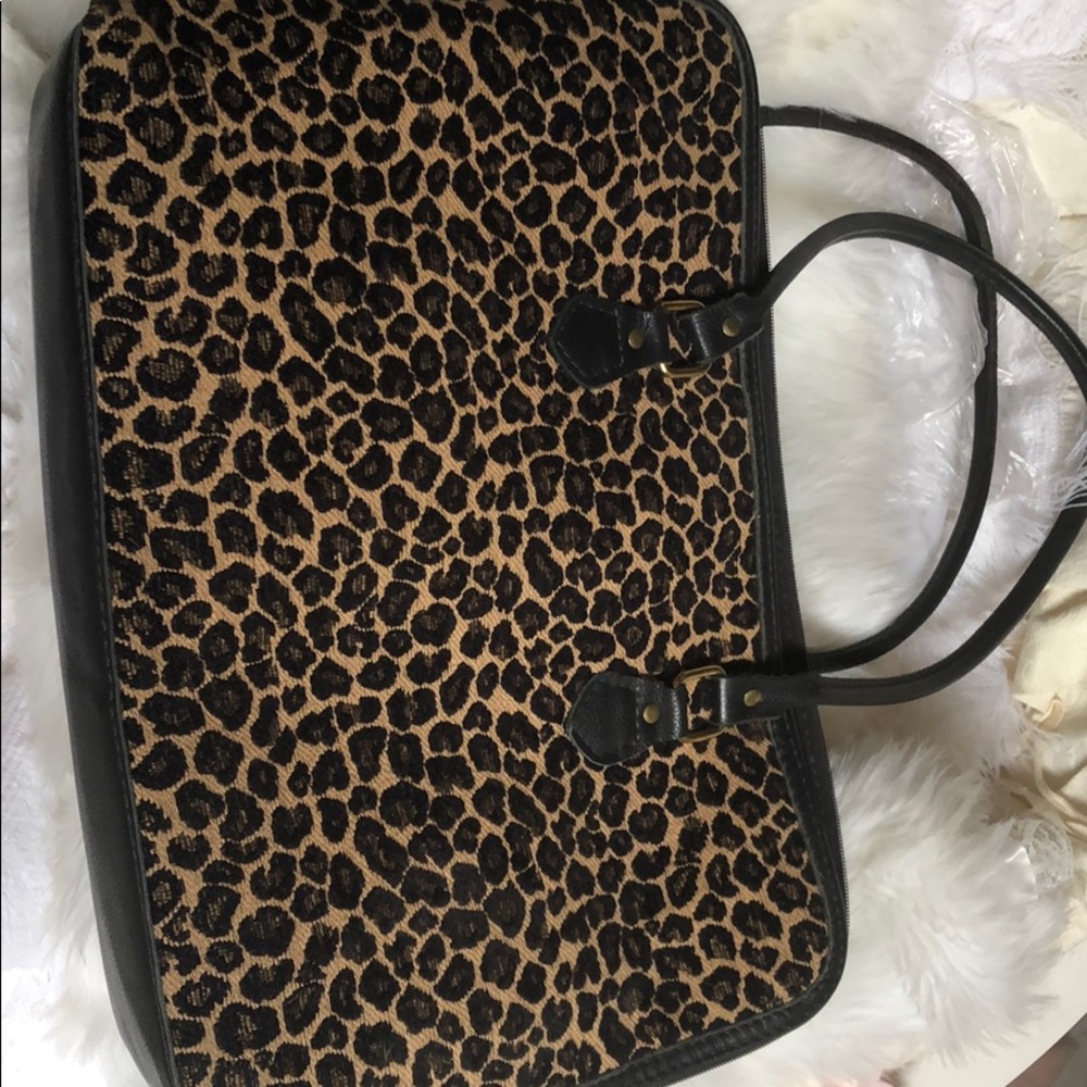 Leopard purse